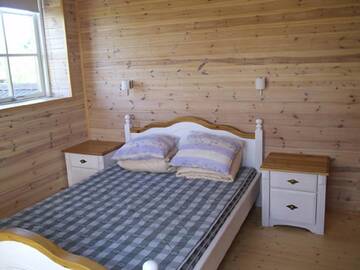Фото номера Двухместный номер с 2 отдельными кроватями Фермерские дома Tika Farmstay г. Kõrkvere 3